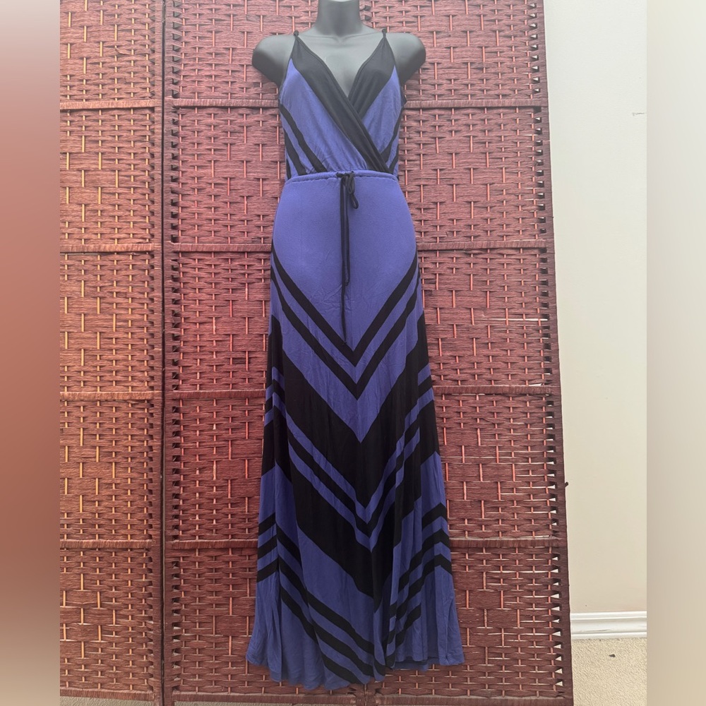 Le Chateau Blue and Black Chevron Maxi Dress - S